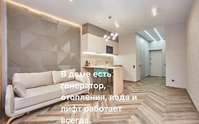 Апартаменты в Аркадии с видом на море